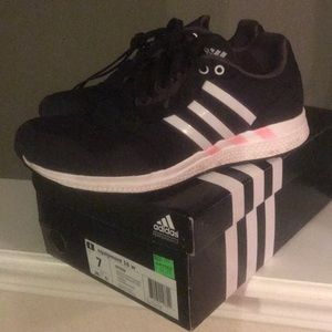 Women’s Adidas equipment 16